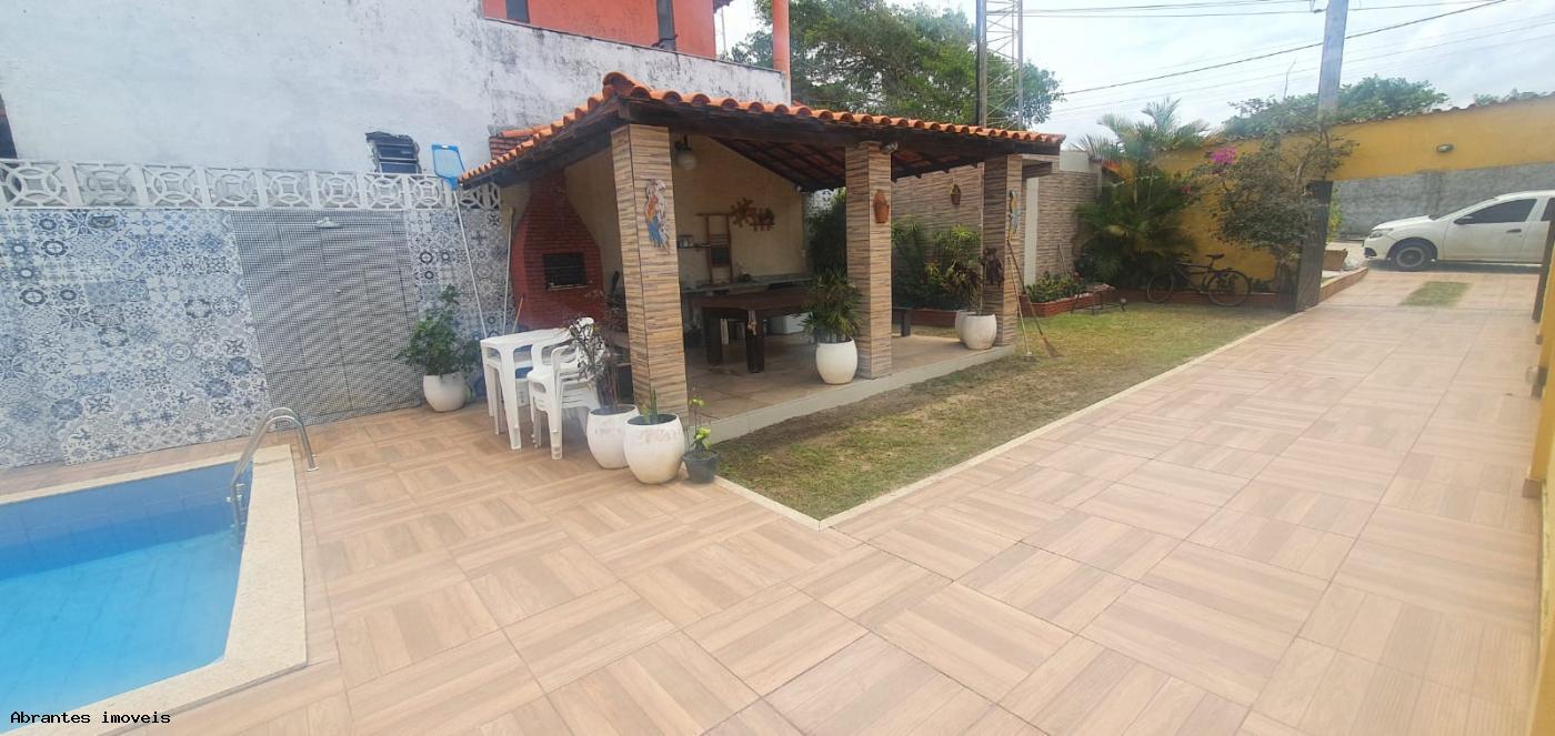 Casa de Condomínio à venda com 4 quartos, 400m² - Foto 2