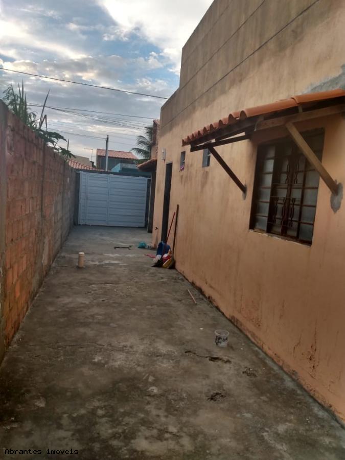 Casa à venda com 3 quartos - Foto 4