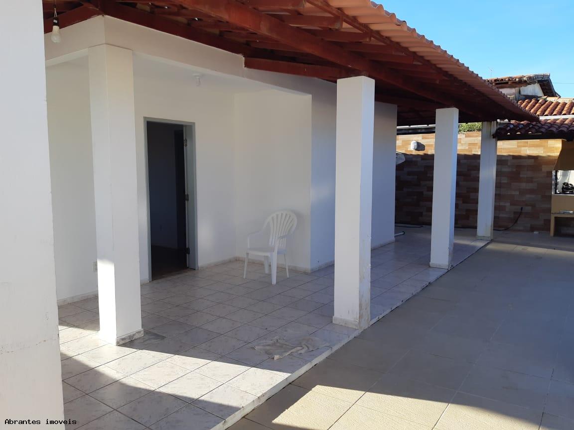 Casa à venda com 4 quartos, 500m² - Foto 2