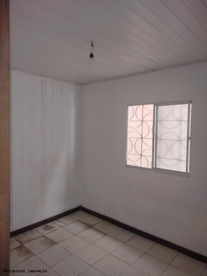 Casa à venda com 5 quartos, 180m² - Foto 3