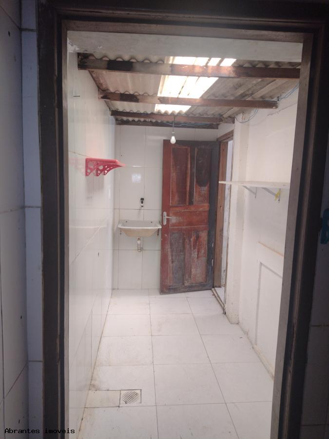 Casa à venda com 5 quartos, 180m² - Foto 13