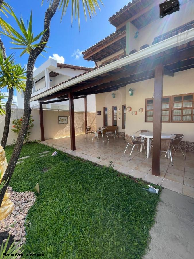 Casa de Condomínio à venda com 3 quartos, 200m² - Foto 4