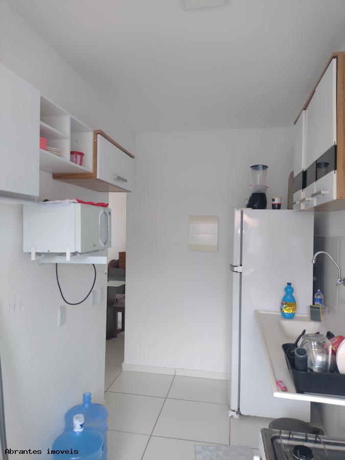 Apartamento à venda com 2 quartos, 45m² - Foto 15